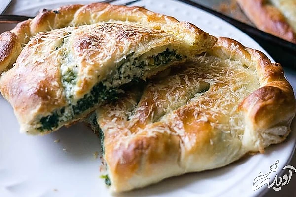 پای اسفناج و پنیر؛ ساده، سالم و دلچسب پای اسفناج